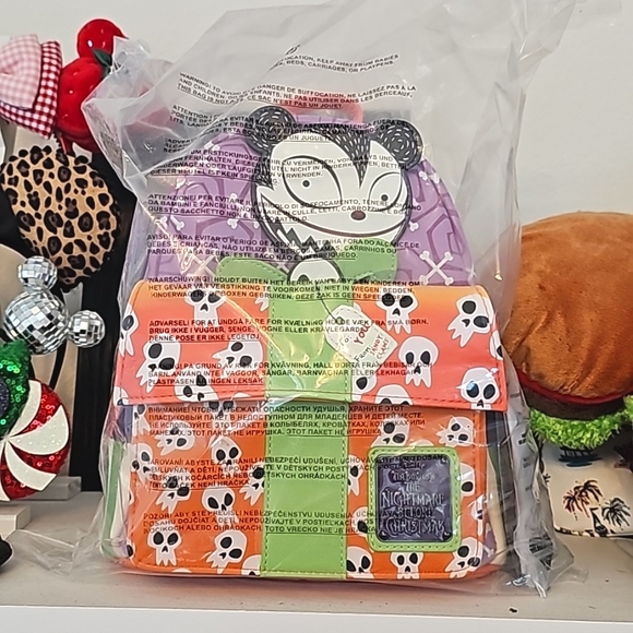 Loungefly Handbags - NWT BAG & WALLET Loungefly Nightmare Before Christmas Scary Teddy
